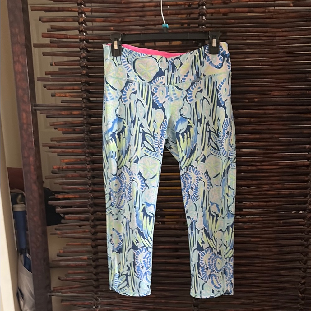 Lily Pulitzer size medium cropped nwot luxletic